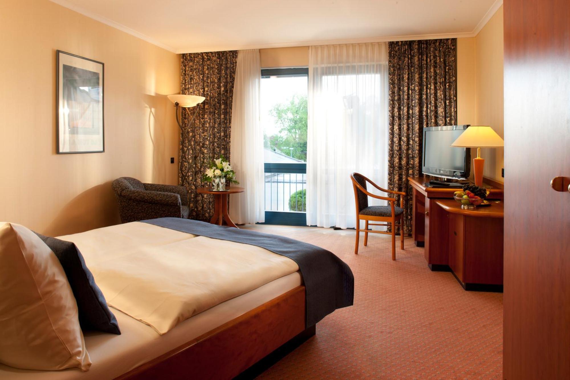 Vital Hotel Westfalen Therme Wellness Resort & Spa Bad Lippspringe Εξωτερικό φωτογραφία