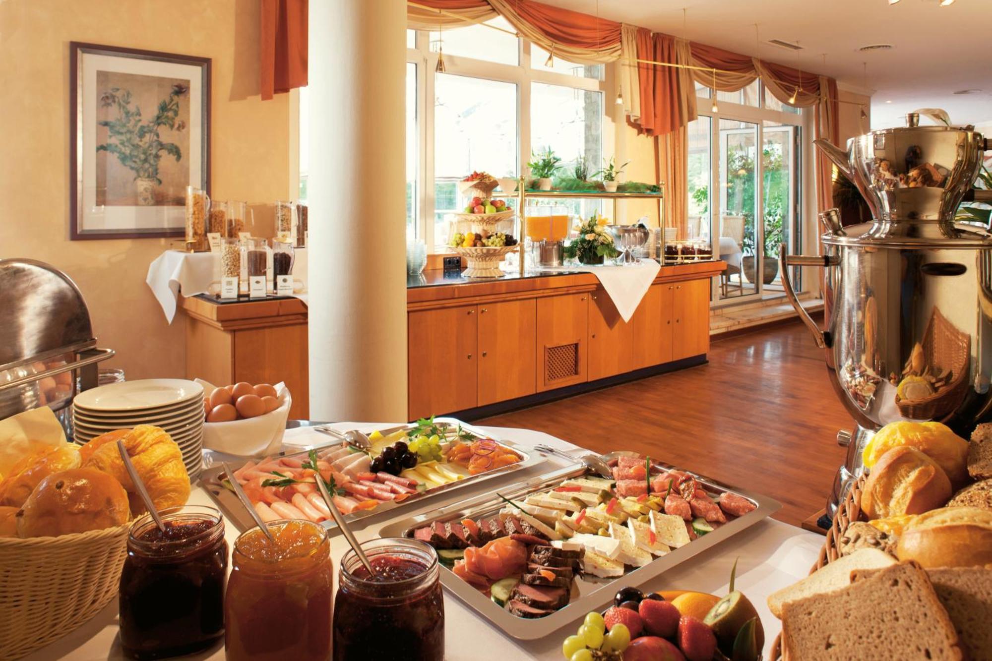Vital Hotel Westfalen Therme Wellness Resort & Spa Bad Lippspringe Εξωτερικό φωτογραφία